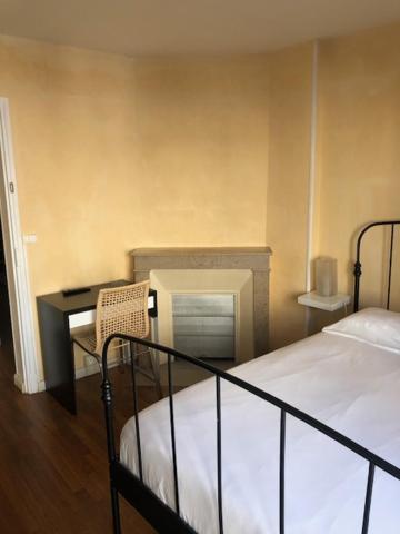 Jardin Fleury Apartment Gien ภายนอก รูปภาพ